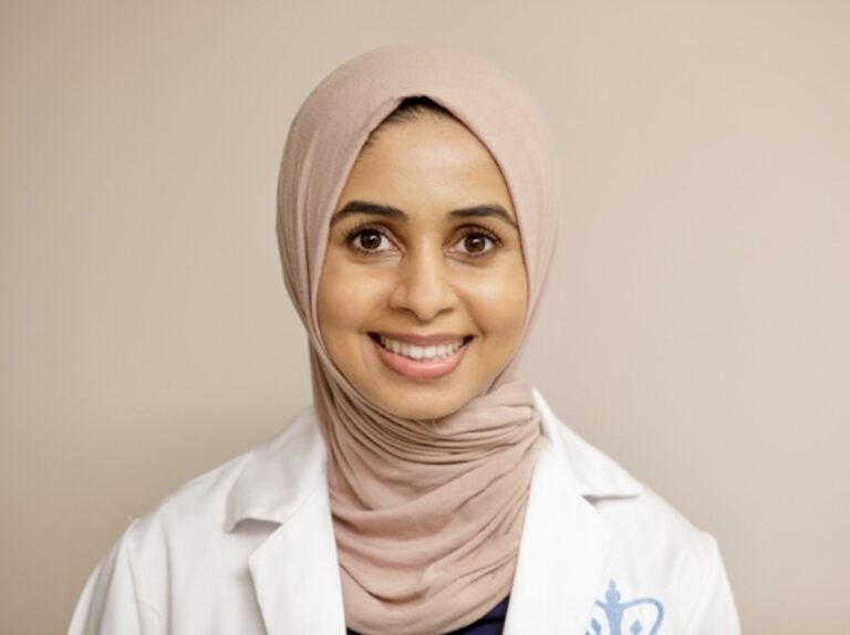 Yumna Piracha Endodontist Picture